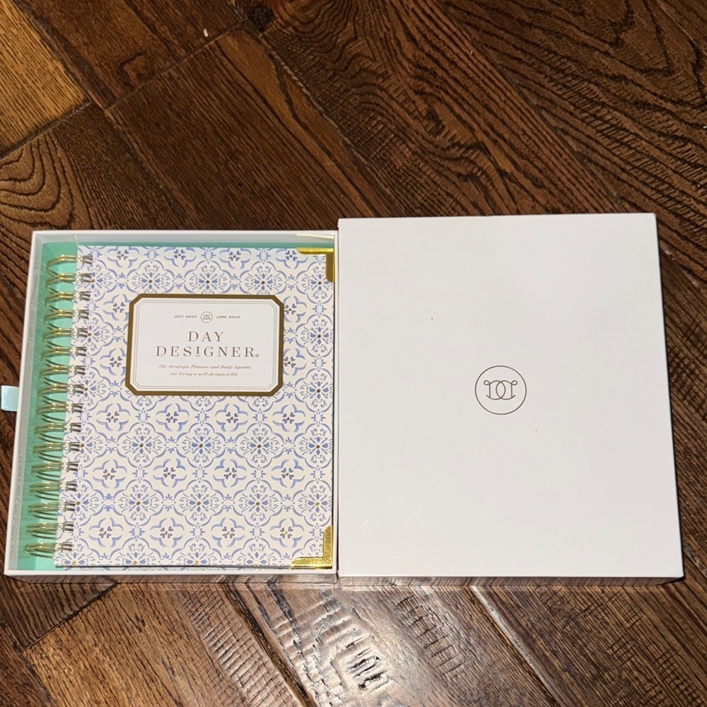 NWOT Day Designer Blue and White Planner July 2025 To June 2026